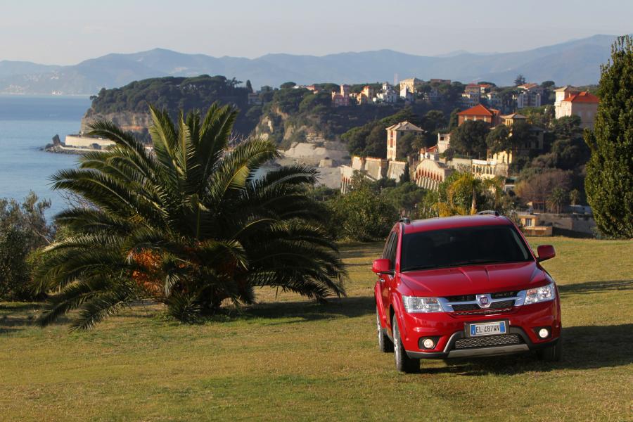 Fiat Freemont AWD 2012 года  (фото 27 из 51)